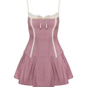 Gorgeous dress, never worn!! Too short for me